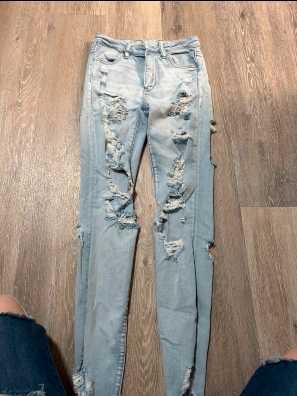 American Eagle Outfitters Light Blue Ripped Skinny Jeans